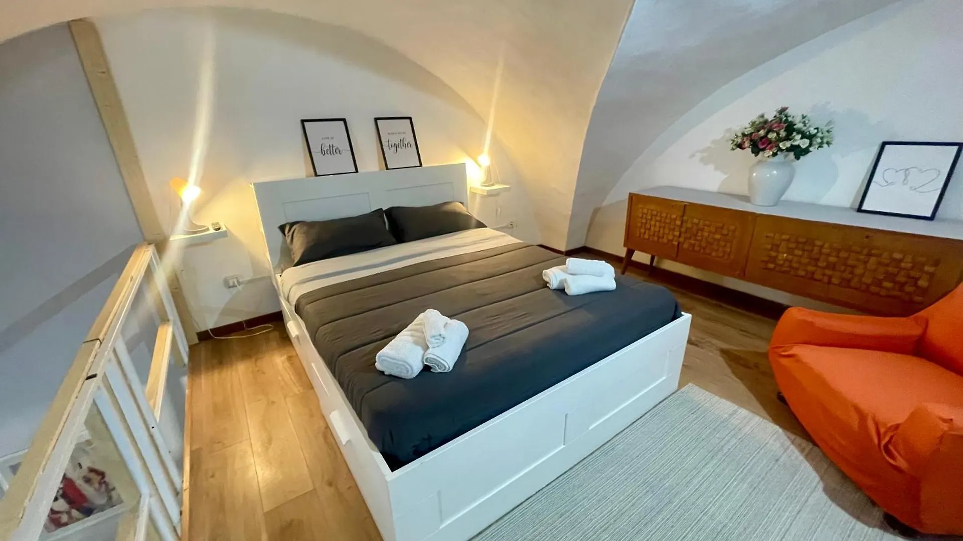 Bonhouse Villa Catania Italy